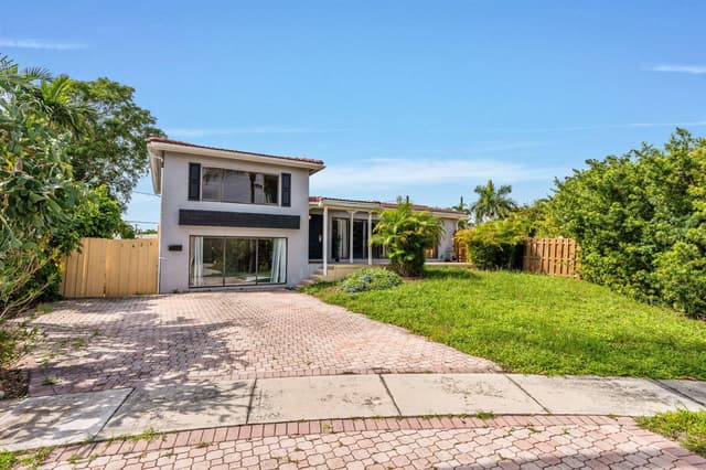 1425 NE 4th Court, Boca Raton FL 33432 - Boca Raton, FL - Photo 3