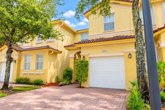 8681 NW 112th Ct, Doral FL 33178 - Doral, FL - Photo 3