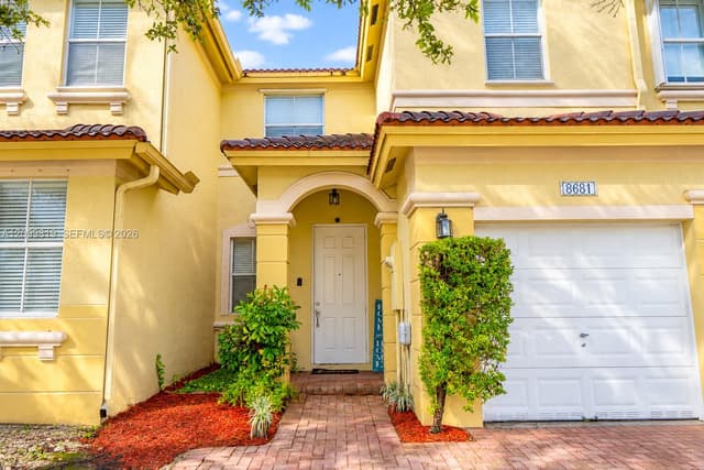 8681 NW 112th Ct, Doral FL 33178 - Doral, FL - Photo 4