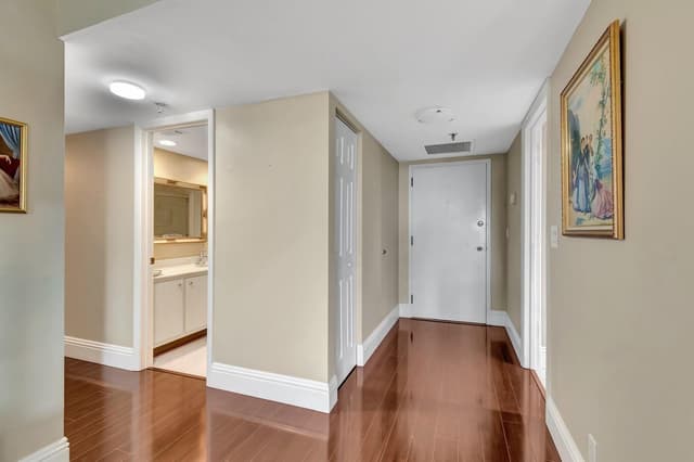 6372 LA COSTA Drive # 504, Boca Raton FL 33433 - Boca Raton, FL - Photo 2