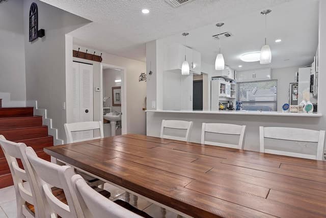 1177 NW 98TH Terrace # 132, Pembroke Pines FL 33024 - Pembroke Pines, FL - Photo 3