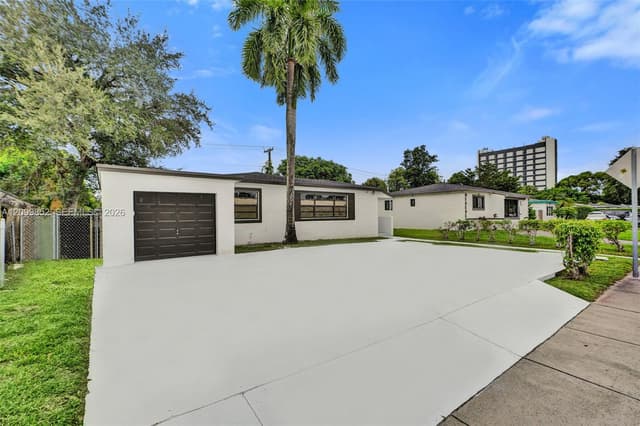 16911 NE 6th Ave, North Miami Beach FL 33162 - North Miami Beach, FL - Photo 4