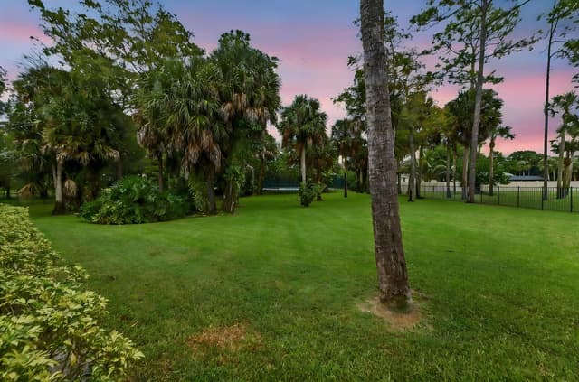13885 Greentree Trail, Wellington FL 33414 - Wellington, FL - Photo 6