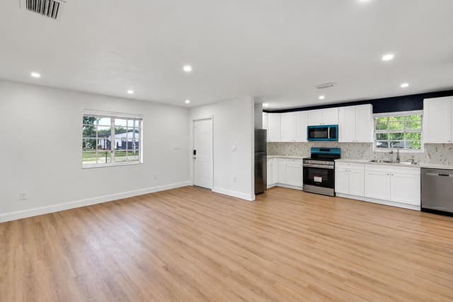 105 NW 5TH Avenue, Homestead FL 33030 - Homestead, FL - Photo 7