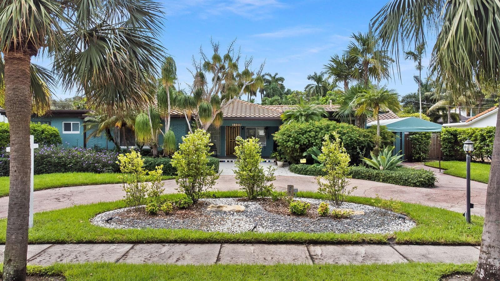 1322 MONROE Street, Hollywood FL 33019 - Hollywood, FL - Photo 1
