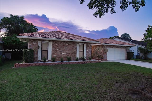 4118 NW 69th Ter, Coral Springs FL 33065 - Coral Springs, FL - Photo 3