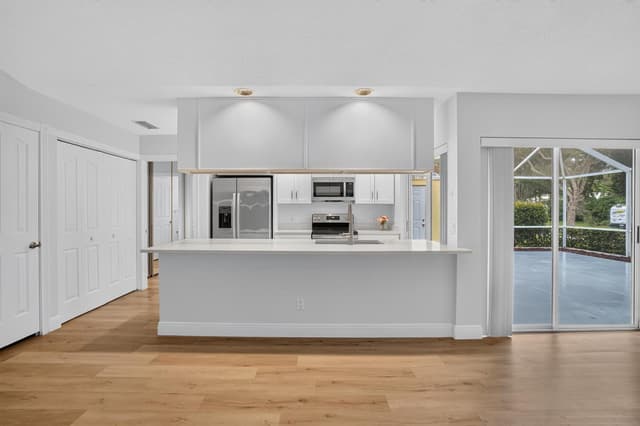 9197 Sun Terrace Circle # A, Palm Beach Gardens FL 33403 - Palm Beach Gardens, FL - Photo 5