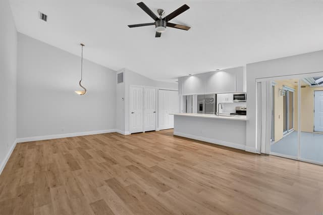 9197 Sun Terrace Circle # A, Palm Beach Gardens FL 33403 - Palm Beach Gardens, FL - Photo 4