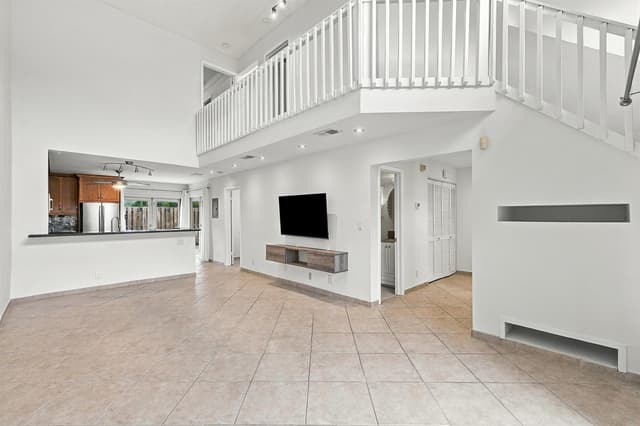 341 City View Drive, Fort Lauderdale FL 33311 - Fort Lauderdale, FL - Photo 7