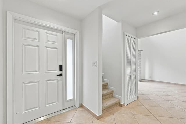 341 City View Drive, Fort Lauderdale FL 33311 - Fort Lauderdale, FL - Photo 4