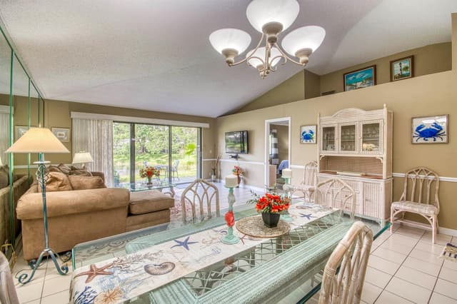 208 Club Drive, Palm Beach Gardens FL 33418 - Palm Beach Gardens, FL - Photo 6
