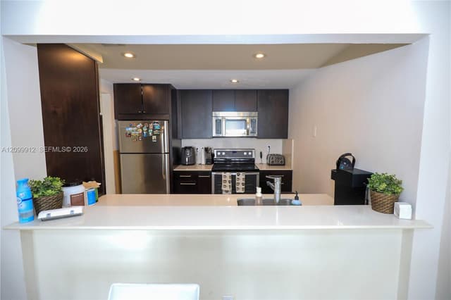 600 NE 36th St # 1614, Miami FL 33137 - Miami, FL - Photo 2