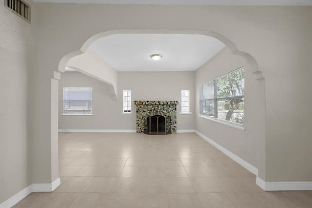 830 Valley Forge Road, West Palm Beach FL 33405 - West Palm Beach, FL - Photo 5