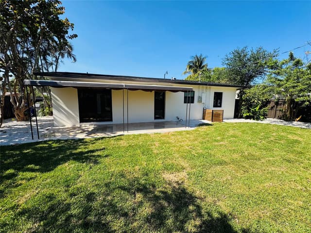 1472 NE 30TH Court, Pompano Beach FL 33064 - Pompano Beach, FL - Photo 5