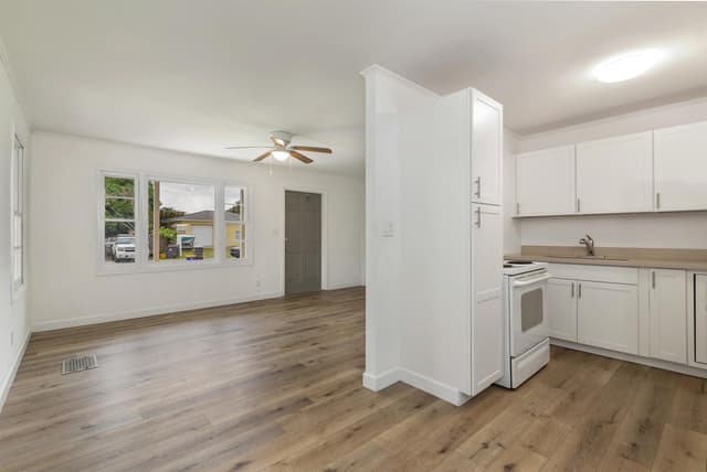 2518 N Genessee Avenue, West Palm Beach FL 33409 - West Palm Beach, FL - Photo 5