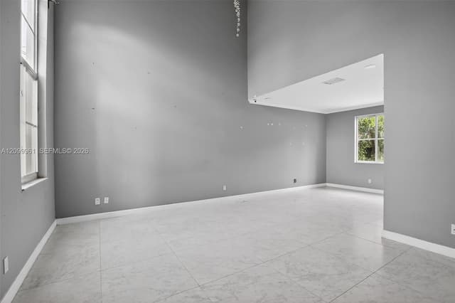 10755 SW 17th Pl, Davie FL 33324 - Davie, FL - Photo 6