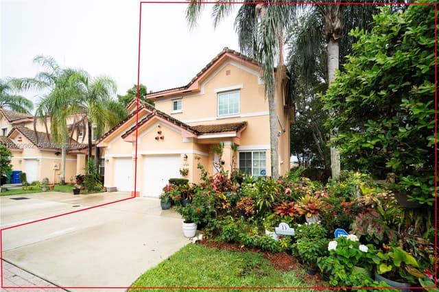 8564 SW 23rd Ct, Miramar FL 33025 - Miramar, FL - Photo 2