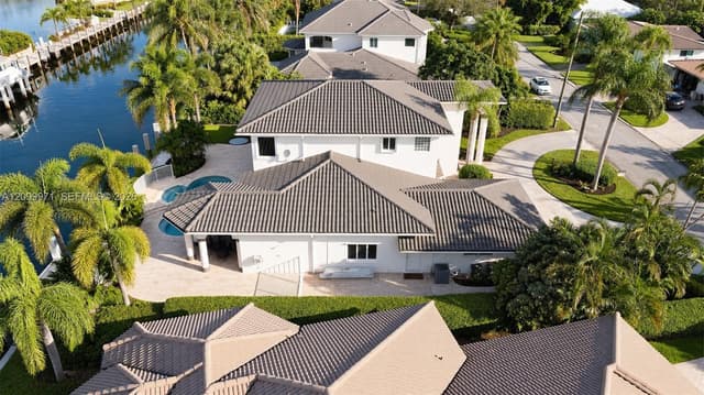 5111 NE 30th Ave, Lighthouse Point FL 33064 - Lighthouse Point, FL - Photo 6