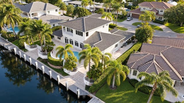 5111 NE 30th Ave, Lighthouse Point FL 33064 - Lighthouse Point, FL - Photo 5