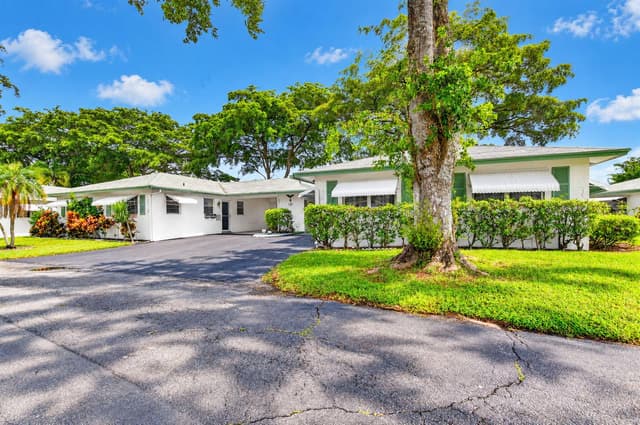 843 Meadowlark Lane, Delray Beach FL 33445 - Delray Beach, FL - Photo 3