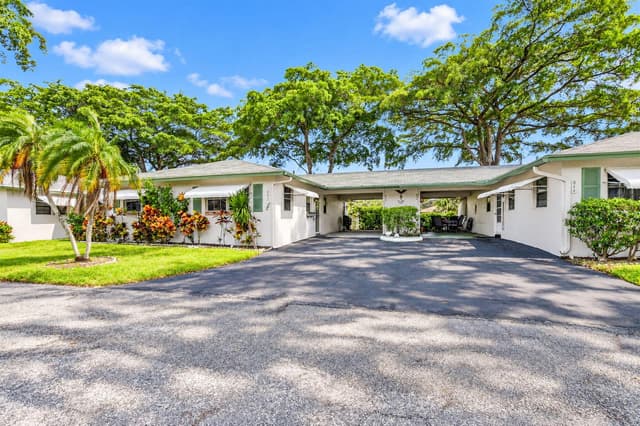 843 Meadowlark Lane, Delray Beach FL 33445 - Delray Beach, FL - Photo 4