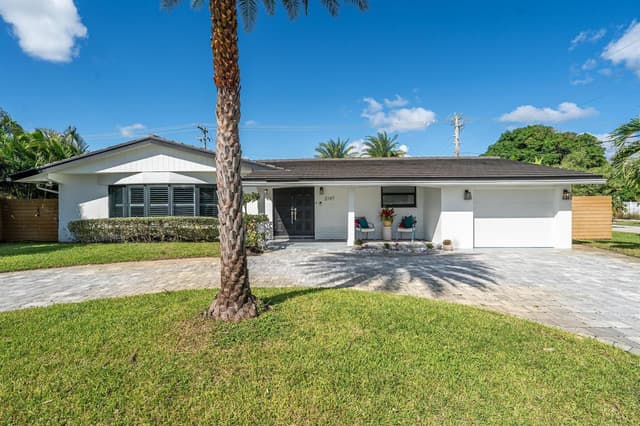 2197 NE 61st Court, Fort Lauderdale FL 33308 - Fort Lauderdale, FL - Photo 3