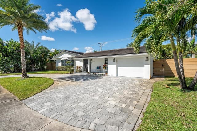 2197 NE 61st Court, Fort Lauderdale FL 33308 - Fort Lauderdale, FL - Photo 5