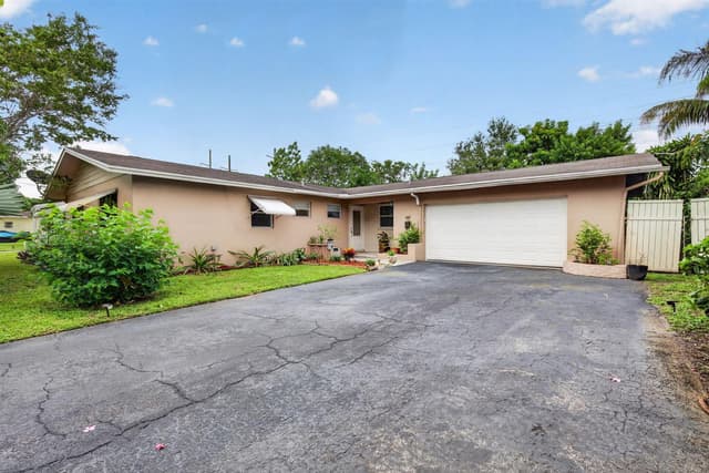 167 NW 49TH Avenue, Plantation FL 33317 - Plantation, FL - Photo 3