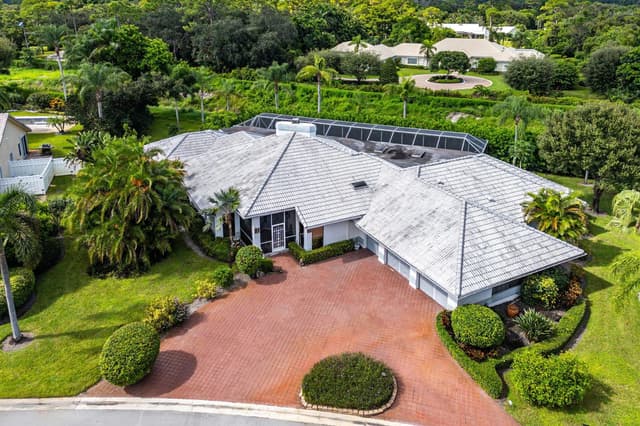 56 NORTHWOODS Lane, Boynton Beach FL 33436 - Boynton Beach, FL - Photo 2