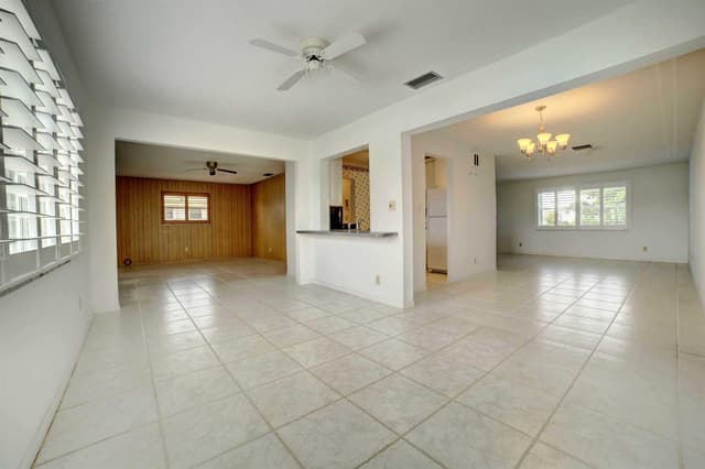 910 SW 7th Avenue, Boynton Beach FL 33426 - Boynton Beach, FL - Photo 6