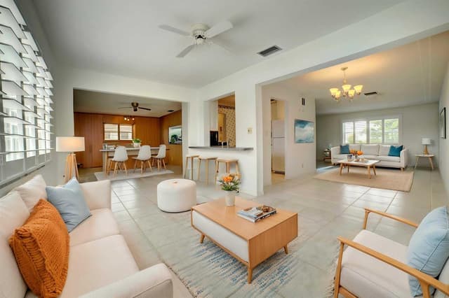 910 SW 7th Avenue, Boynton Beach FL 33426 - Boynton Beach, FL - Photo 5
