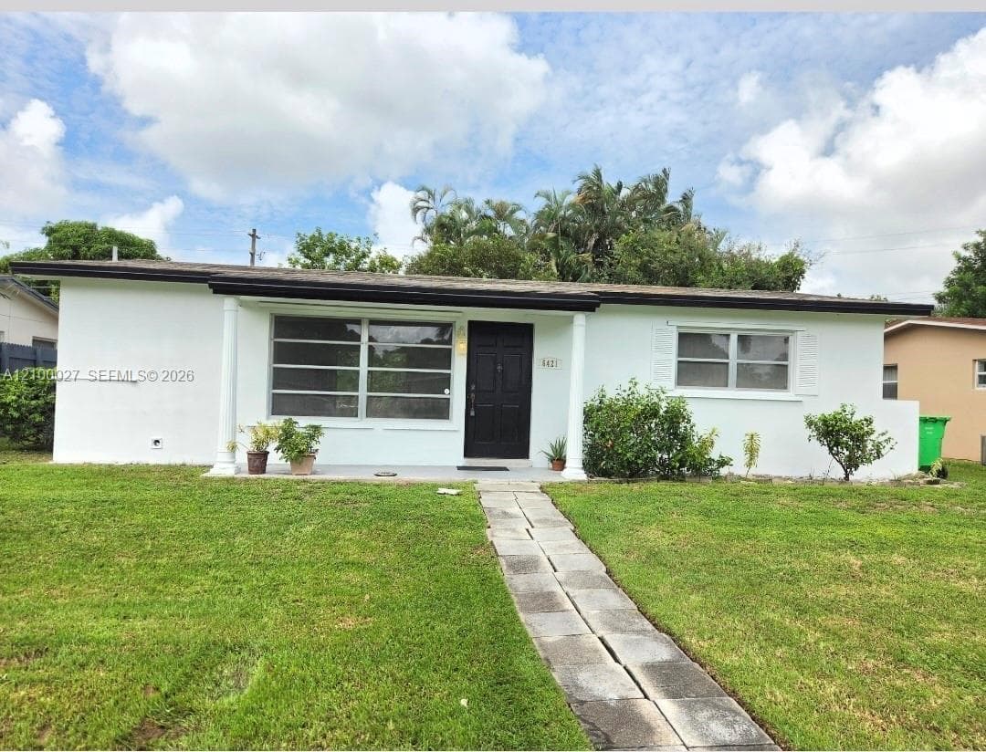 6421 NW 26th St, Sunrise FL 33313 - Sunrise, FL - Photo 1