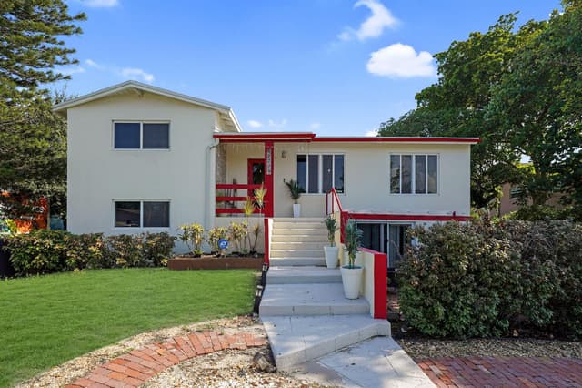 220 NW 42ND Street, Oakland Park FL 33309 - Oakland Park, FL - Photo 2