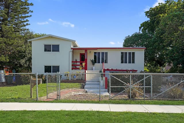 220 NW 42ND Street, Oakland Park FL 33309 - Oakland Park, FL - Photo 4