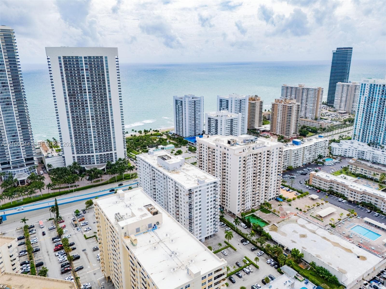 1849 S Ocean Dr # 1606, Hallandale Beach FL 33009