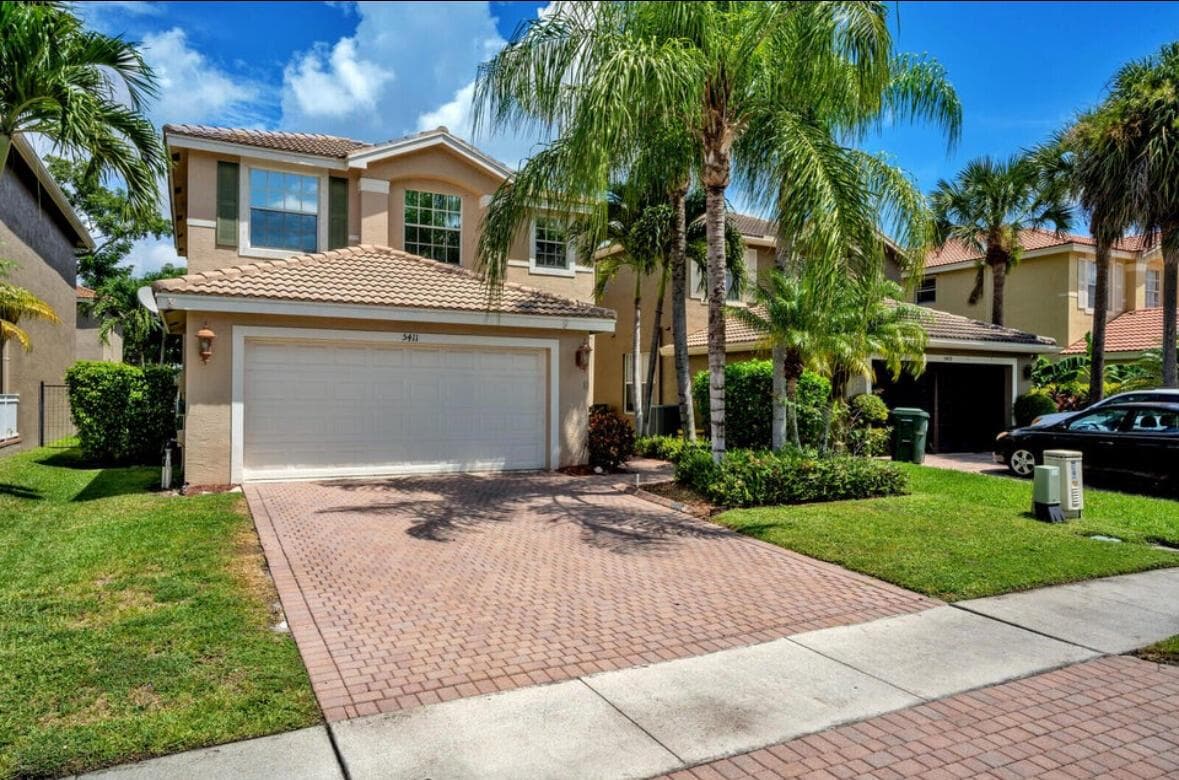 5411 SUNSEEKER Boulevard, FL 33463 - Photo 1