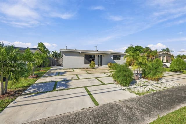 8921 NW 25th Ct, Sunrise FL 33322 - Sunrise, FL - Photo 5
