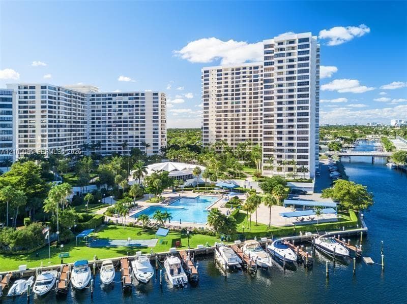 2500 Parkview Dr # 1716, Hallandale Beach FL 33009 - Hallandale Beach, FL - Photo 1