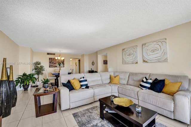 2500 Parkview Dr # 1716, Hallandale Beach FL 33009 - Hallandale Beach, FL - Photo 4