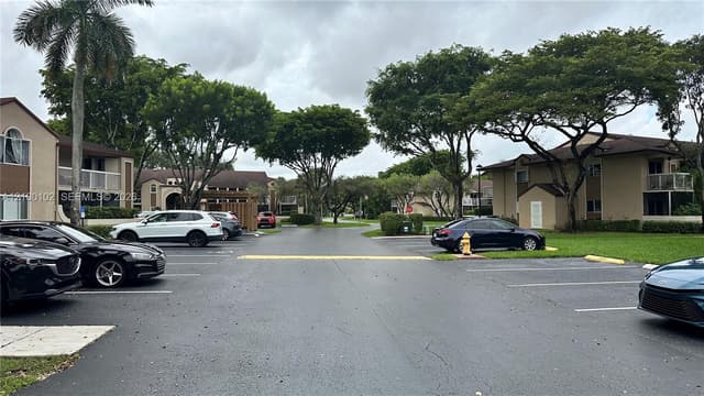 4870 NW 102nd Ave # 7, Doral FL 33178 - Doral, FL - Photo 2