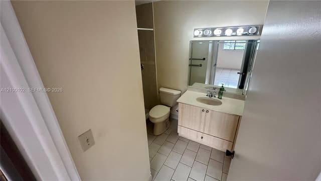 4870 NW 102nd Ave # 7, Doral FL 33178 - Doral, FL - Photo 7