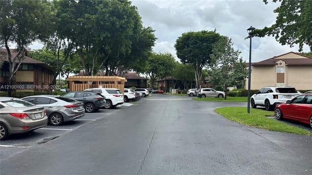 4870 NW 102nd Ave # 7, Doral FL 33178 - Doral, FL - Photo 3