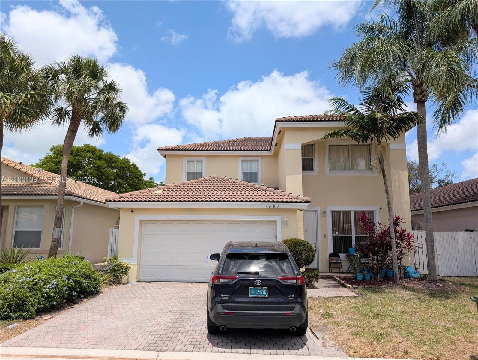 7683 NW 19th St, Pembroke Pines FL 33024 - Pembroke Pines, FL - Photo 1
