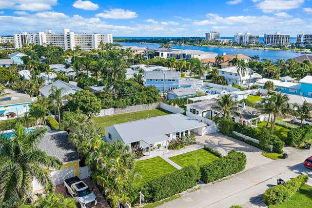3437 Palm Court, Jupiter FL 33469 - Jupiter, FL - Photo 2