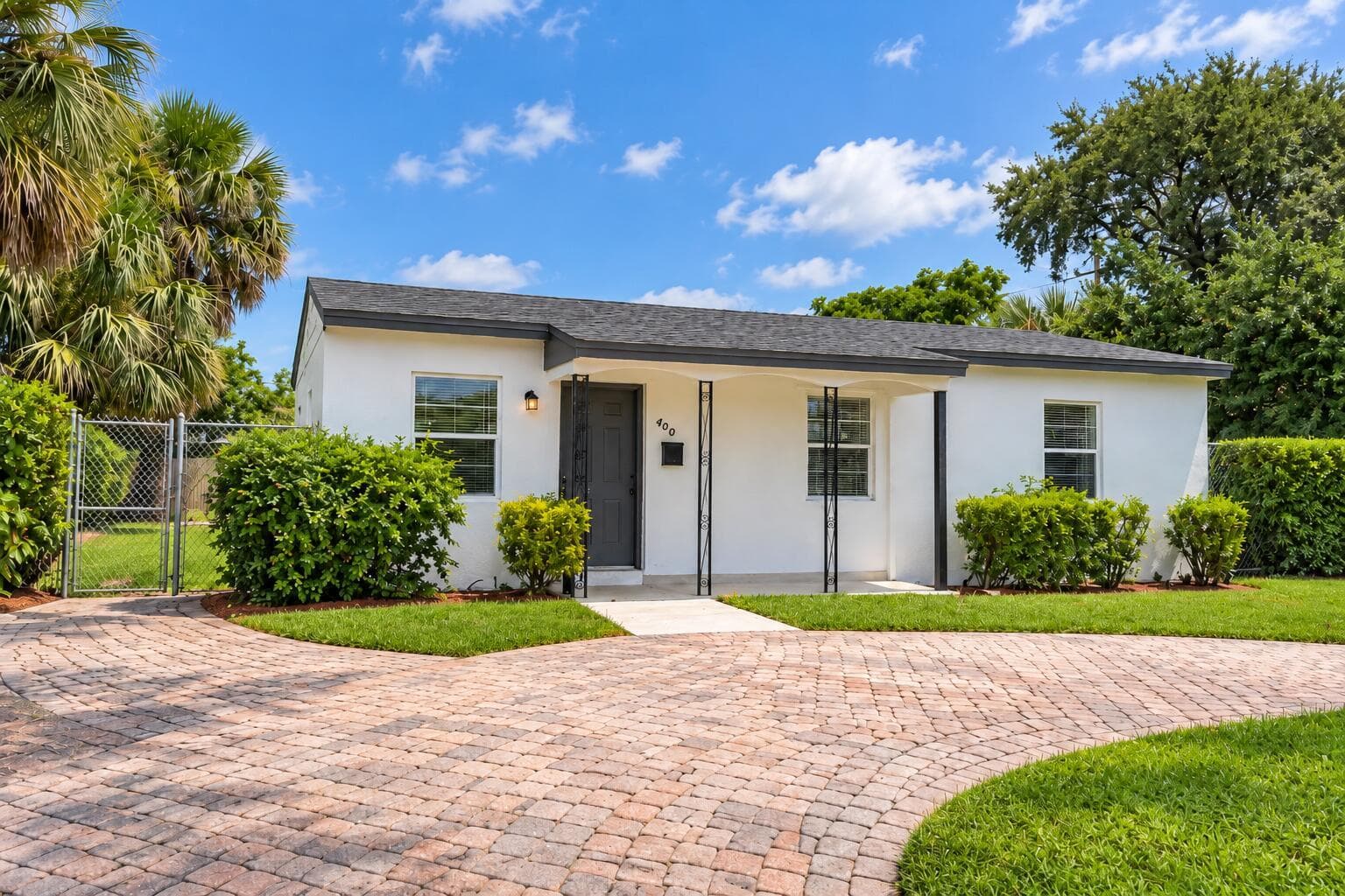400 W 15TH Street, Riviera Beach FL 33404 - Riviera Beach, FL - Photo 1
