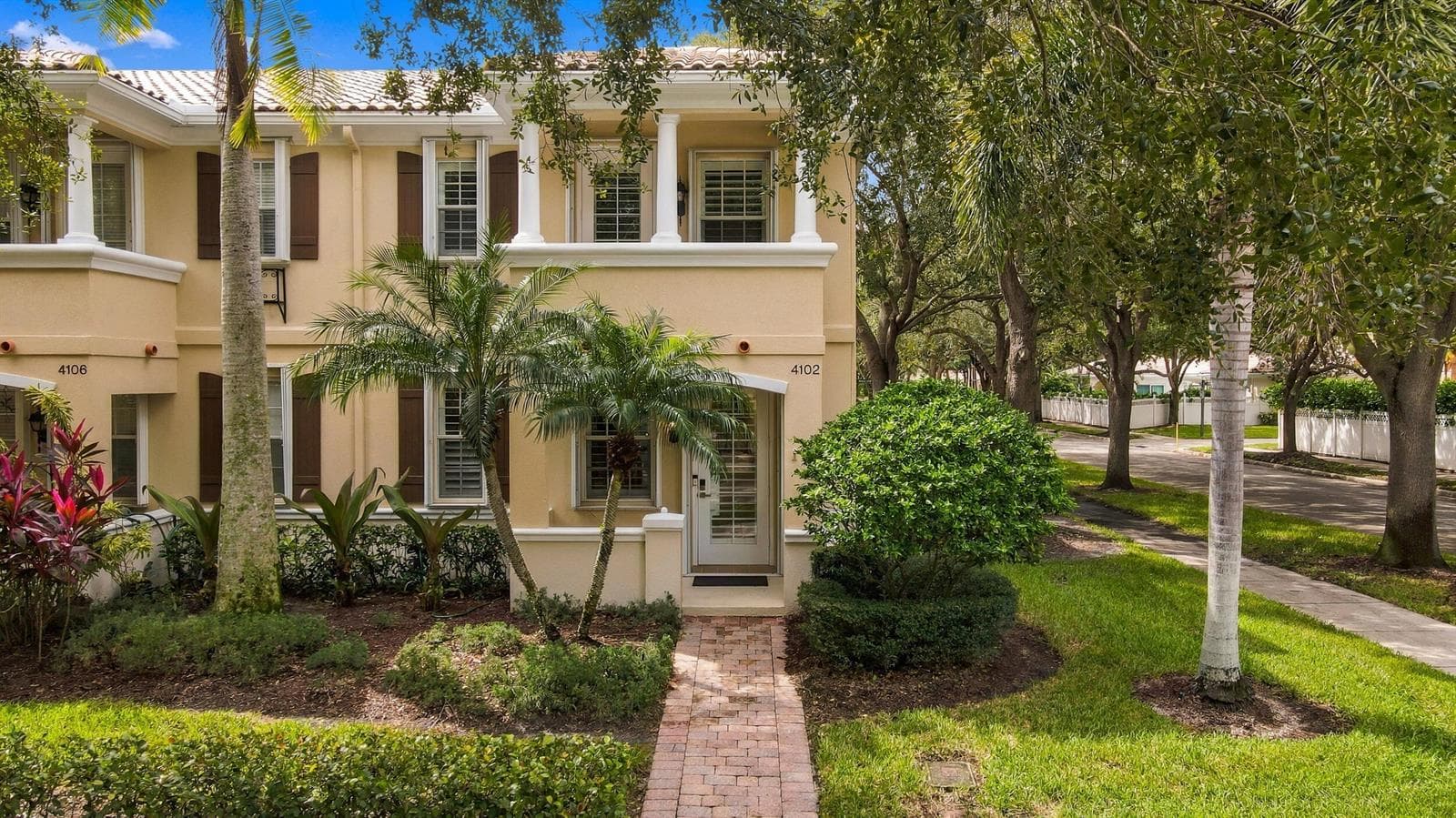 4102 Community Drive, Jupiter FL 33458