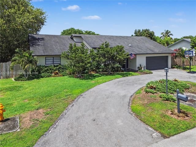 28330 SW 163rd Ave, Homestead FL 33033 - Homestead, FL - Photo 2