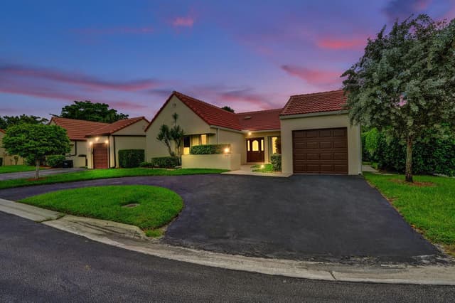 2001 Maplewood Drive, Coral Springs FL 33071 - Coral Springs, FL - Photo 2