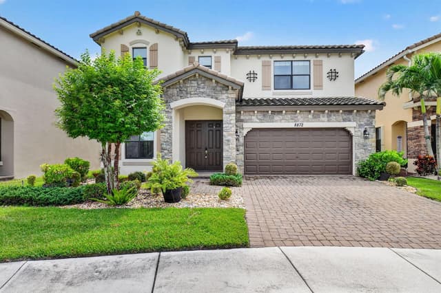 8872 Sandy Creek Way, Lake Worth FL 33467 - Lake Worth, FL - Photo 2
