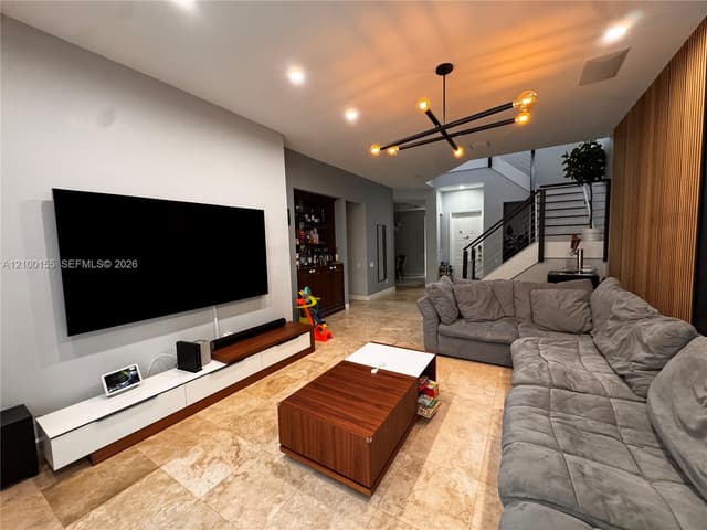 876 W Spinnaker Dr W, Hollywood FL 33019 - Hollywood, FL - Photo 7